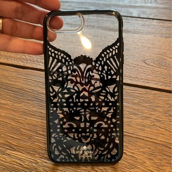 Kate spade ♠️ New York phone case with beautiful raised lace design. Black/clear - Picture 1 of 6